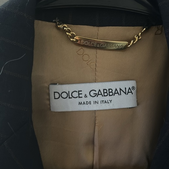 Blazer - Picture 4 of 4